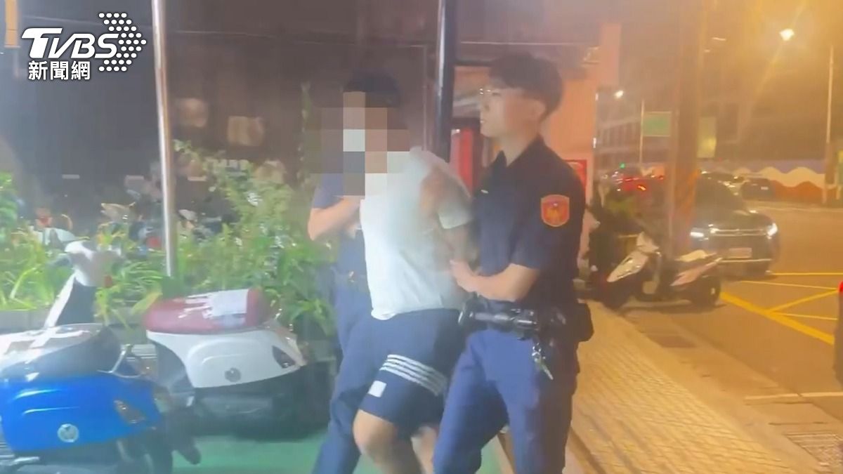 嫌煙彈太貴！板橋19歲男買毒被賣家打　持刀反刺逃3小時遭逮