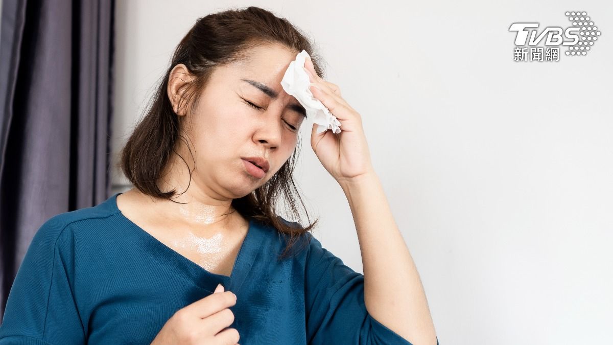 夏天疲倦又冒痘!醫示警「惡月濕熱」來襲 3大習慣可改善