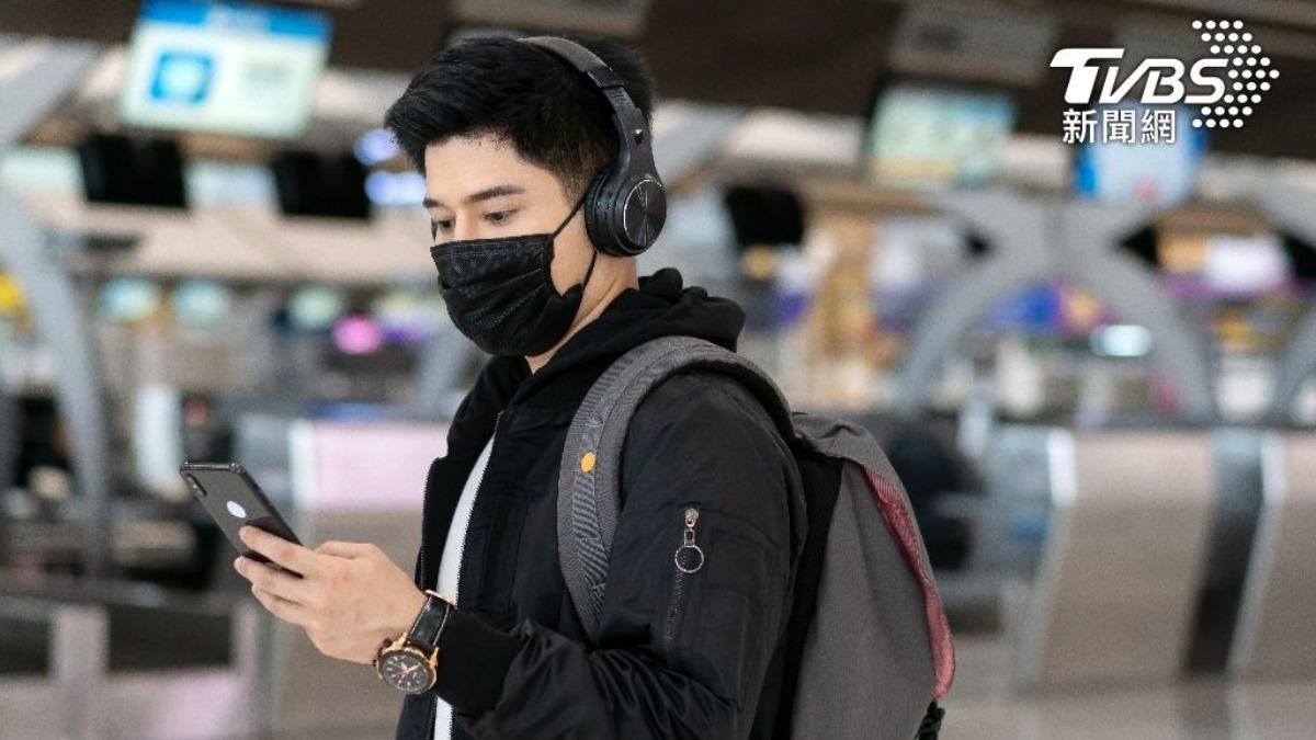 2022卡達世足看球丟高價耳機 航空公司4年後「完好歸還」