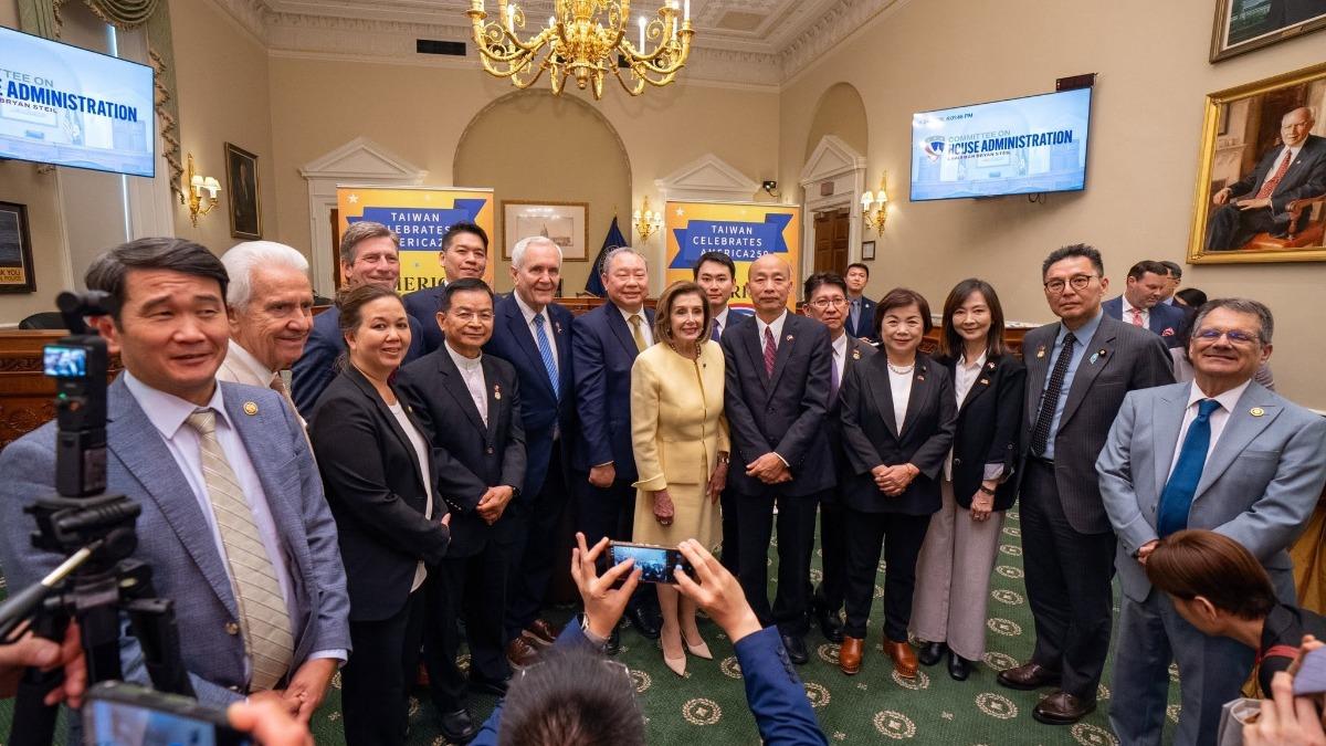 立法院長韓國瑜近日率團訪美。（圖／翻攝自民進黨立委郭昱晴臉書）