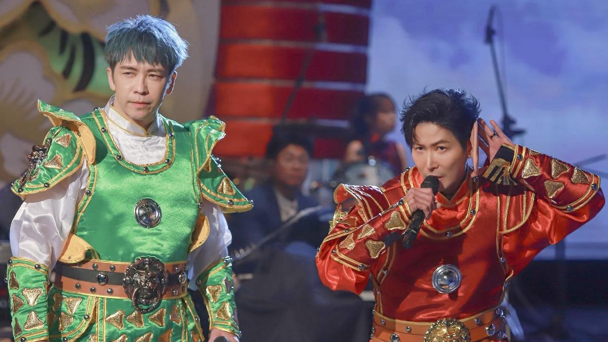 台一線很珍惜每一次的演出機會。(圖/翻攝阿玟臉書)