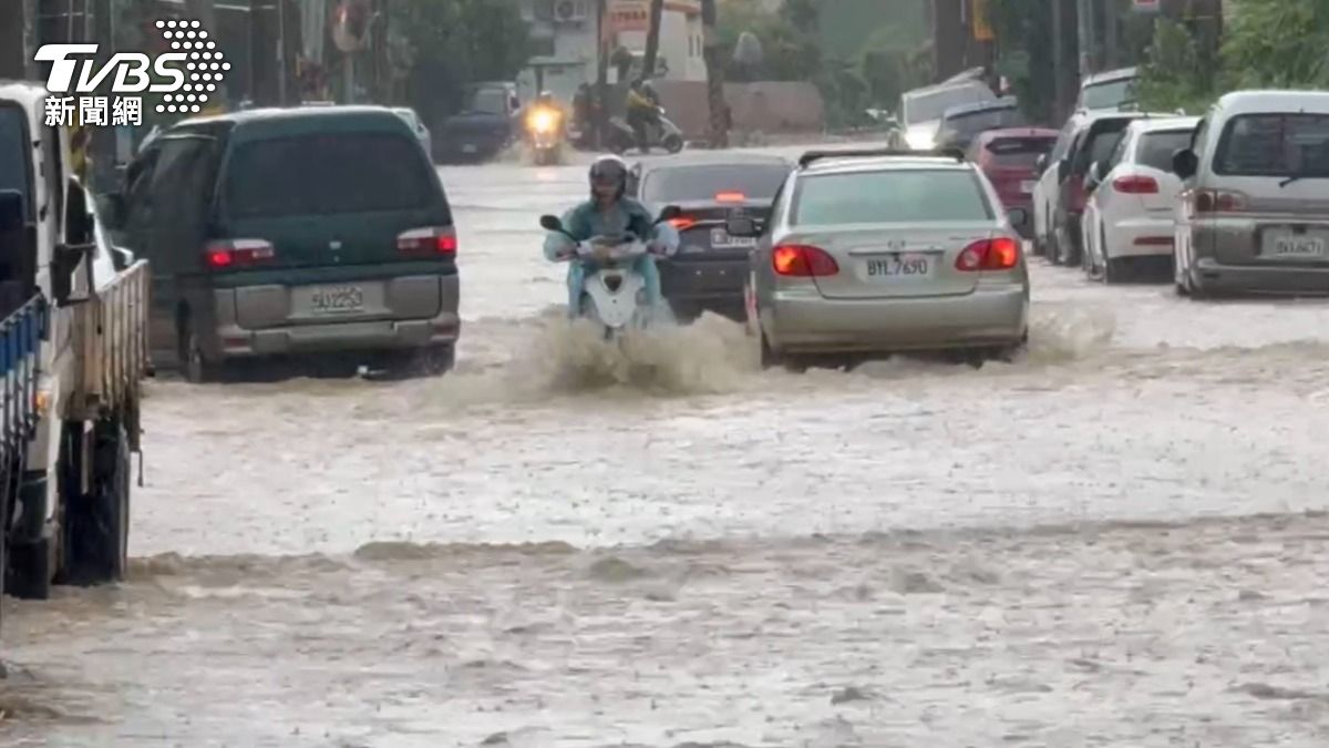 彰化積水-彰化大雷雨-彰化停電-台中市沙包備用-彰化瞬間大雨
