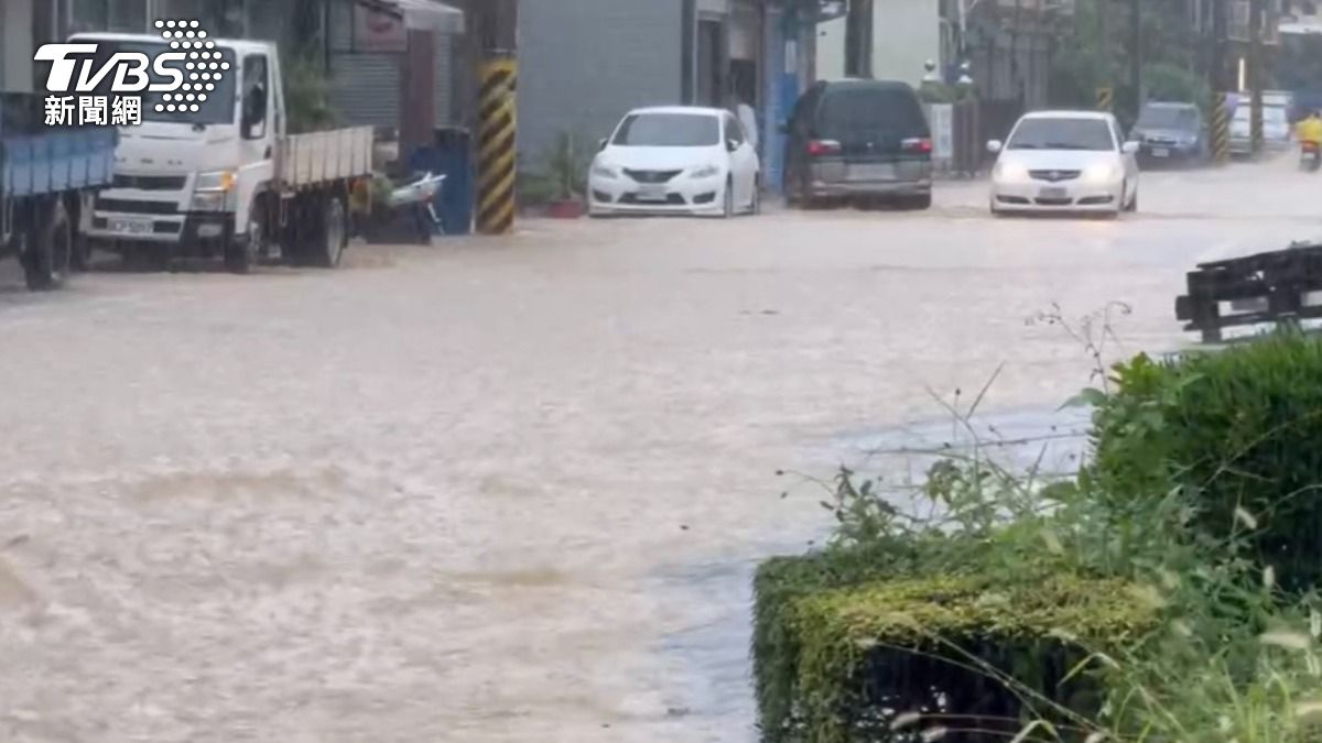 彰化積水-彰化大雷雨-彰化停電-台中市沙包備用-彰化瞬間大雨