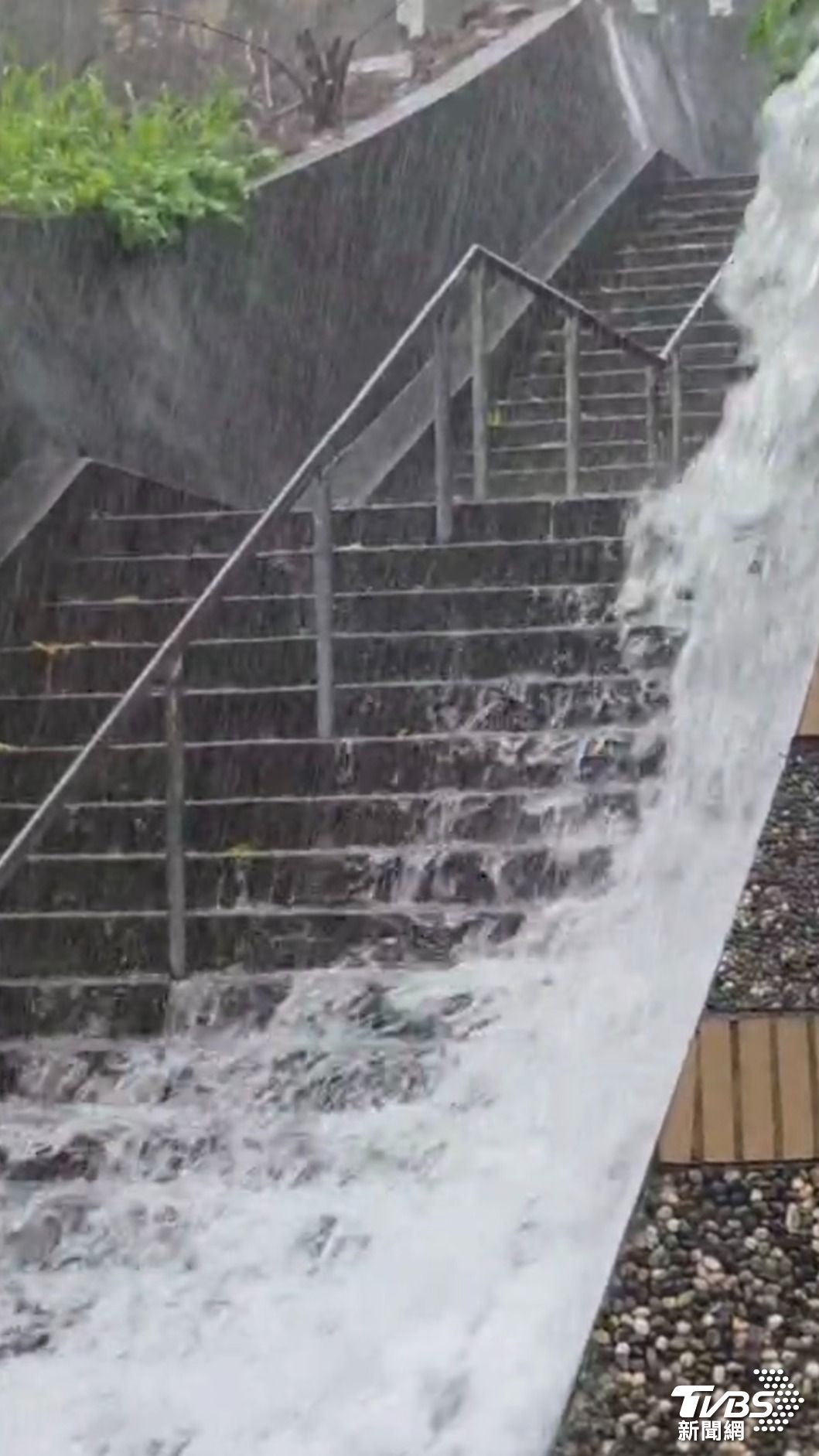 彰化積水-彰化大雷雨-彰化停電-台中市沙包備用-彰化瞬間大雨