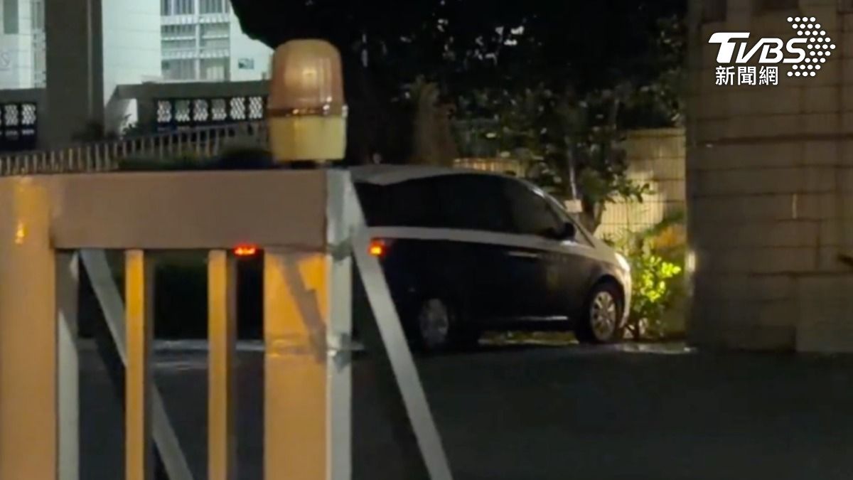快訊/整個下午都沒看到人 高雄中正高中校長倒臥學校廁所亡