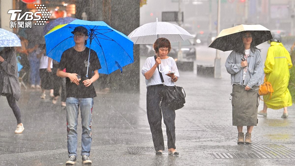 天氣/出門別忘帶傘!雷雨彈午後報到 這天高溫恐飆破38度