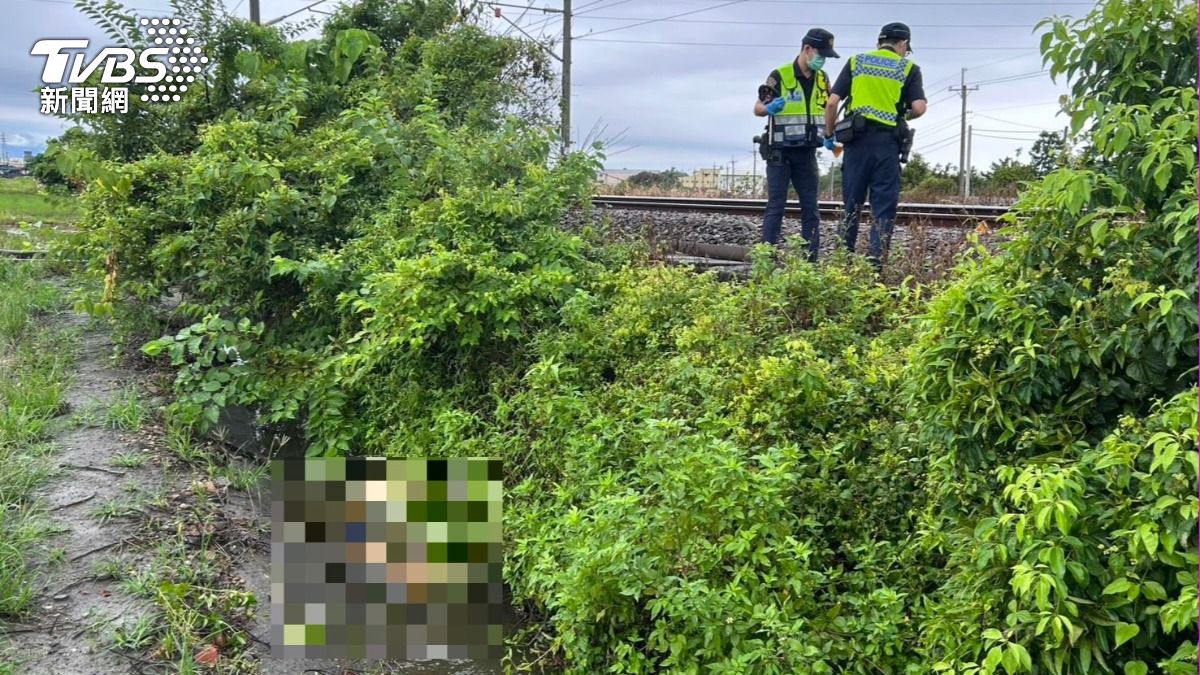 男疑似因為拍照遭撞飛。（圖／TVBS）