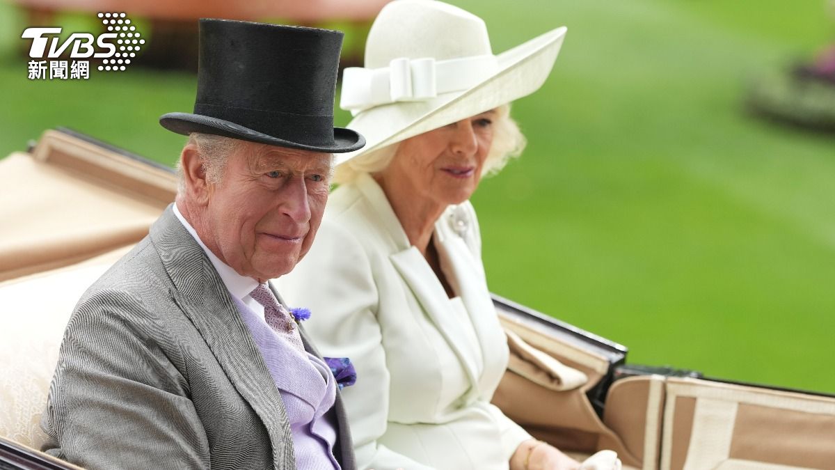 查爾斯與王后卡蜜拉（Queen Camilla）將打破傳統，未來不會搬回白金漢宮。（圖／達志影像美聯社）