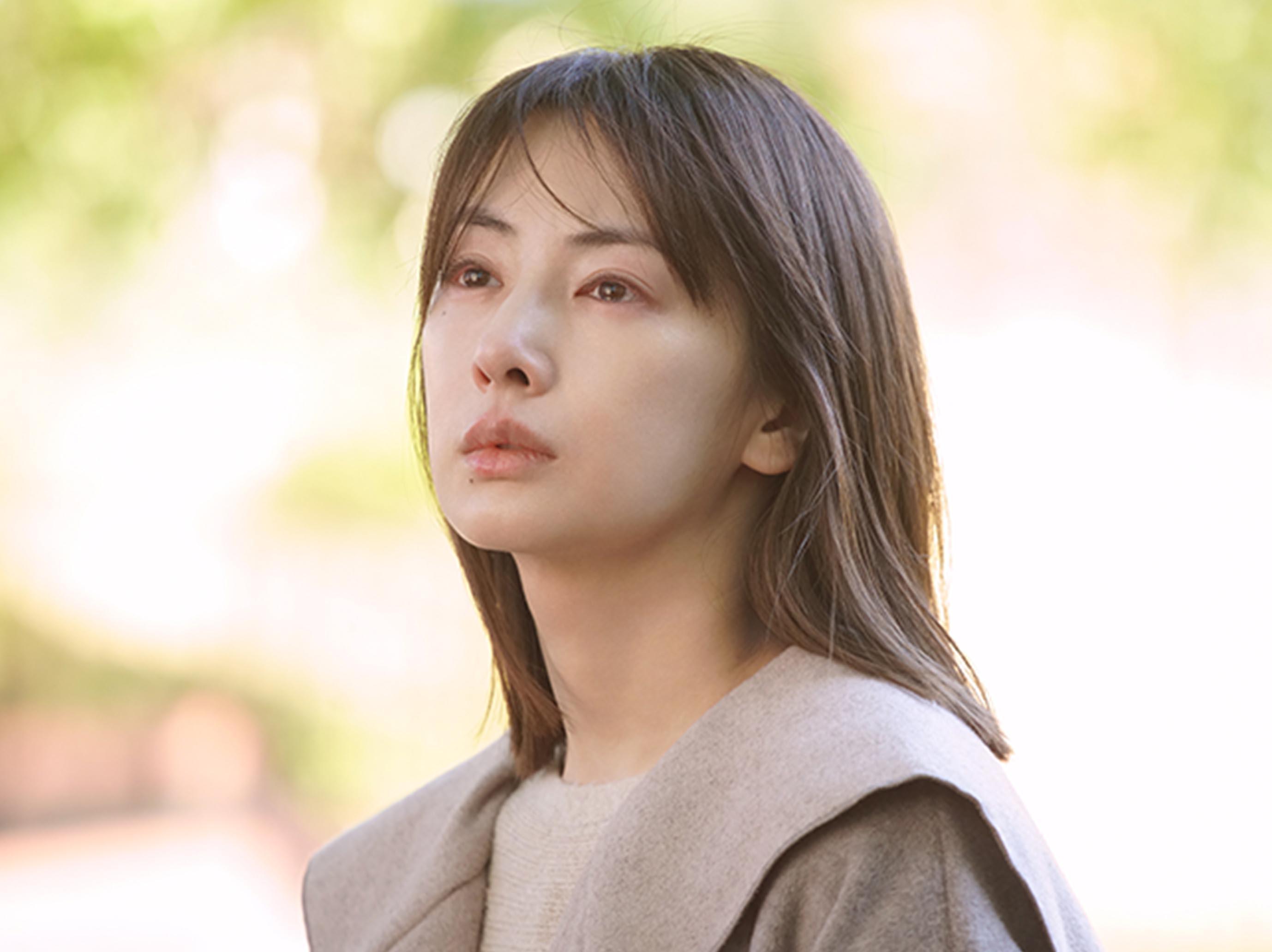 北川景子演出的「文乃」精神狀況不穩定,眼神像是玩偶一般沒有靈魂。(圖/天馬行空提供)