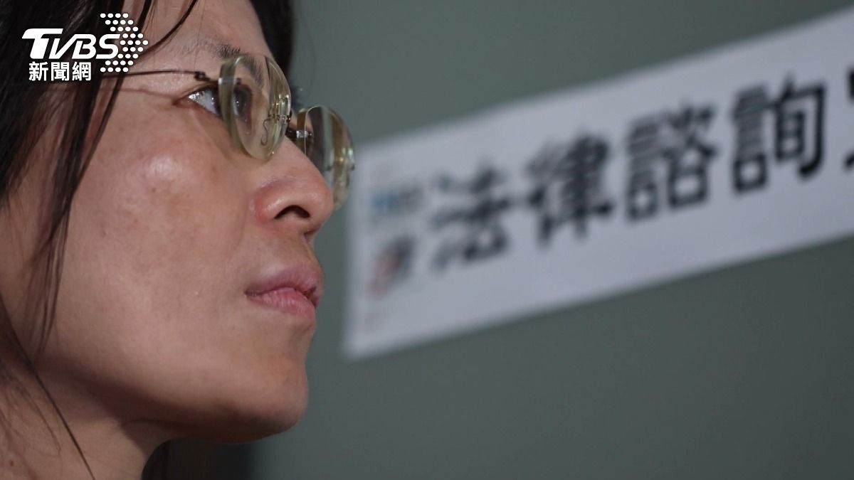 謝老師從被投訴、校事會議調查到訴願成功,歷經兩年煎熬。 (圖/張鎮安攝影)