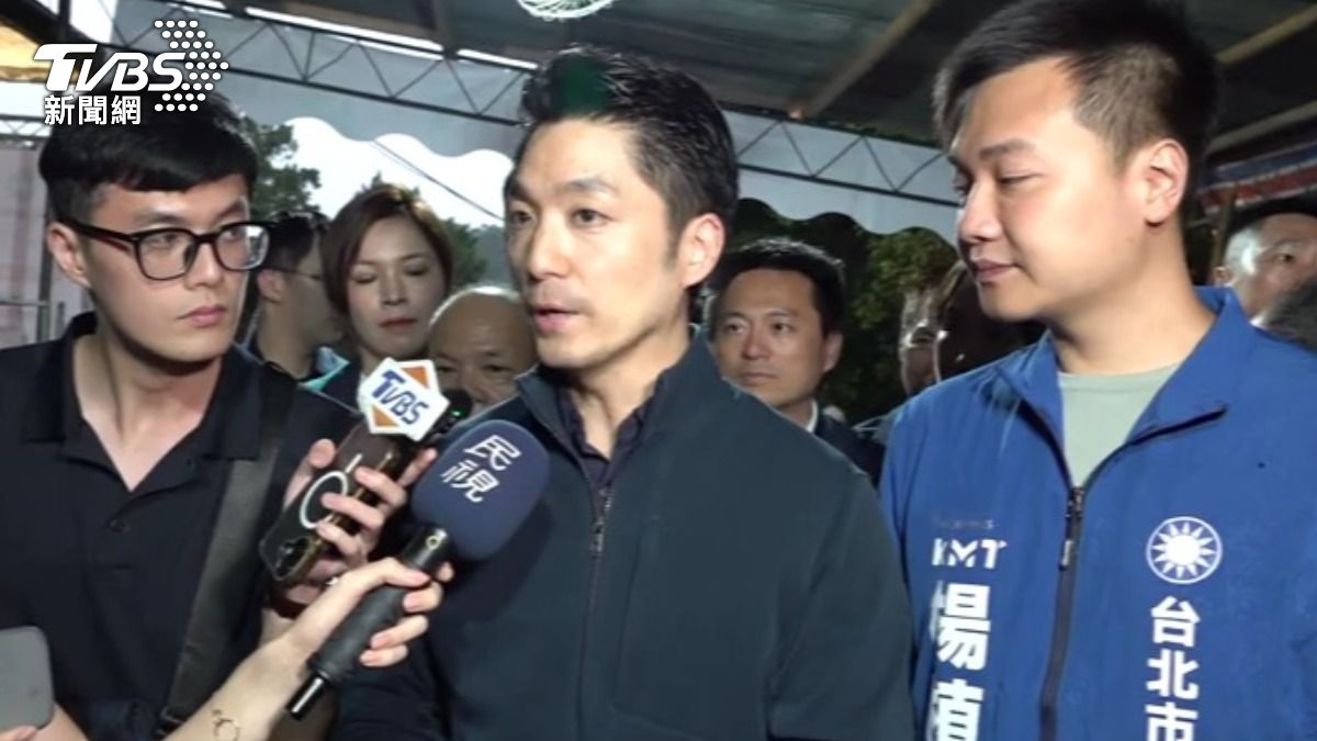 針對內湖淹水,蔣萬安強調AI預警系統正常運作,呼籲外界批評應本於事實。(圖/TVBS)