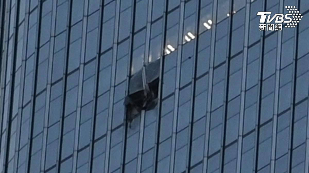 此事故機上僅有駕駛員1人，已當場身亡。（圖／達志影像美聯社）