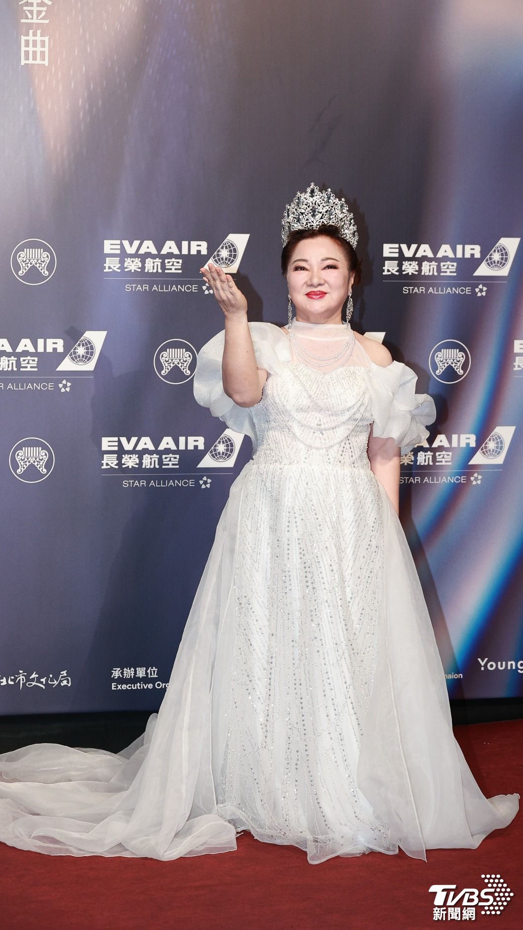 白冰冰登上紅毯。(圖/TVBS)