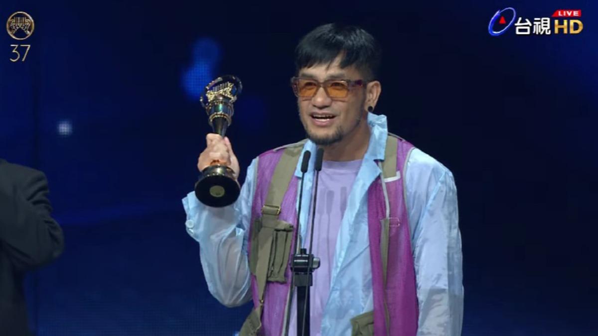 金曲37/張震嶽奪「最佳華語專輯獎」!連拿2獎喊爽 感言超催淚