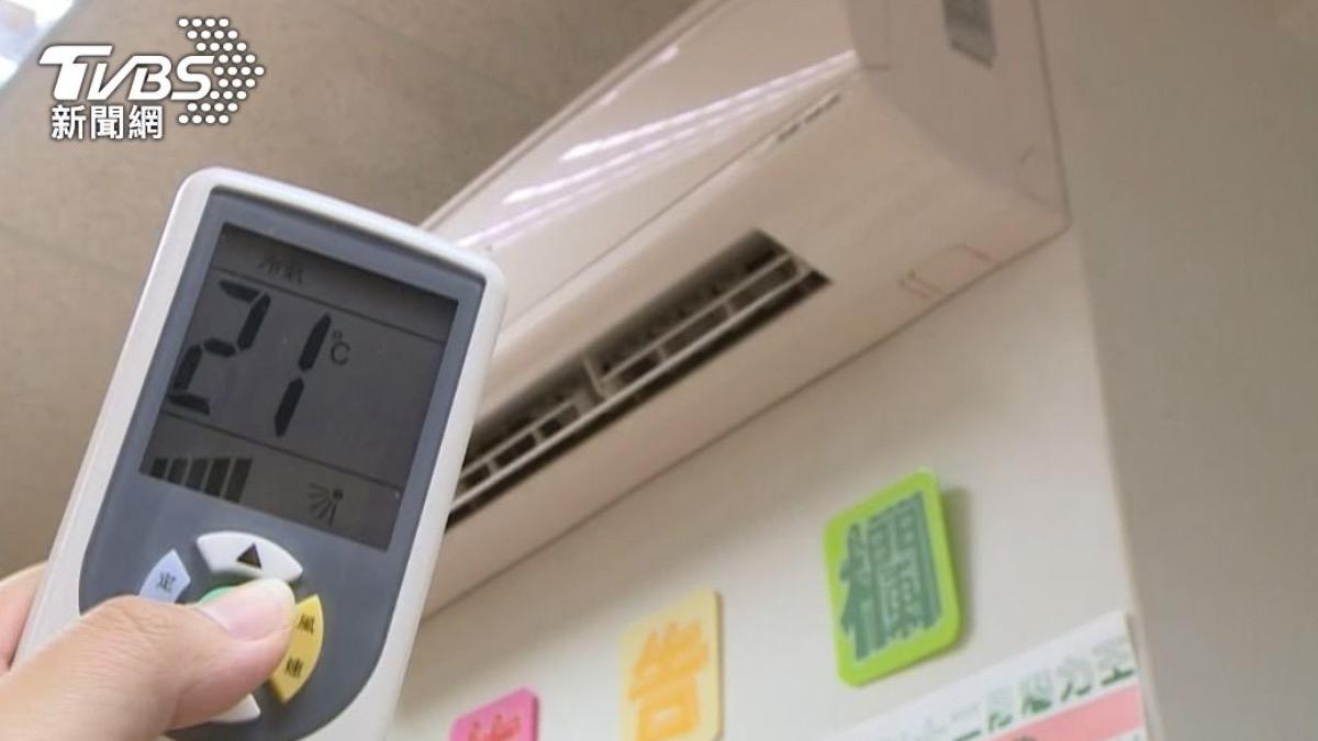 冷氣不夠涼先別降溫!大廠實測:按「這一鍵」耗電少逾5成