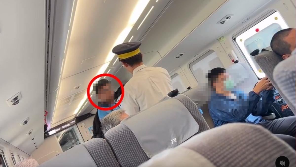 男乘客因台鐵延誤34分鐘要求退票不成，車廂內咆哮罵髒話，幸好衝突沒有擴大。（圖／翻攝Threads_handsome_ke）
