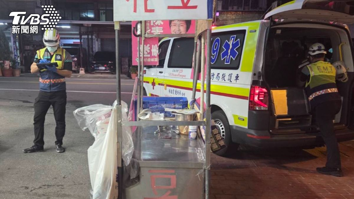 警消接獲民眾報案到場。（圖／TVBS）