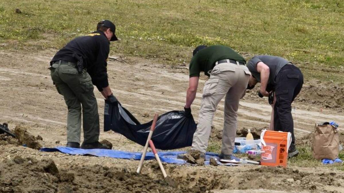 加州動物收容所稱「不殺生」 警一搜竟挖出117具犬隻遺骸