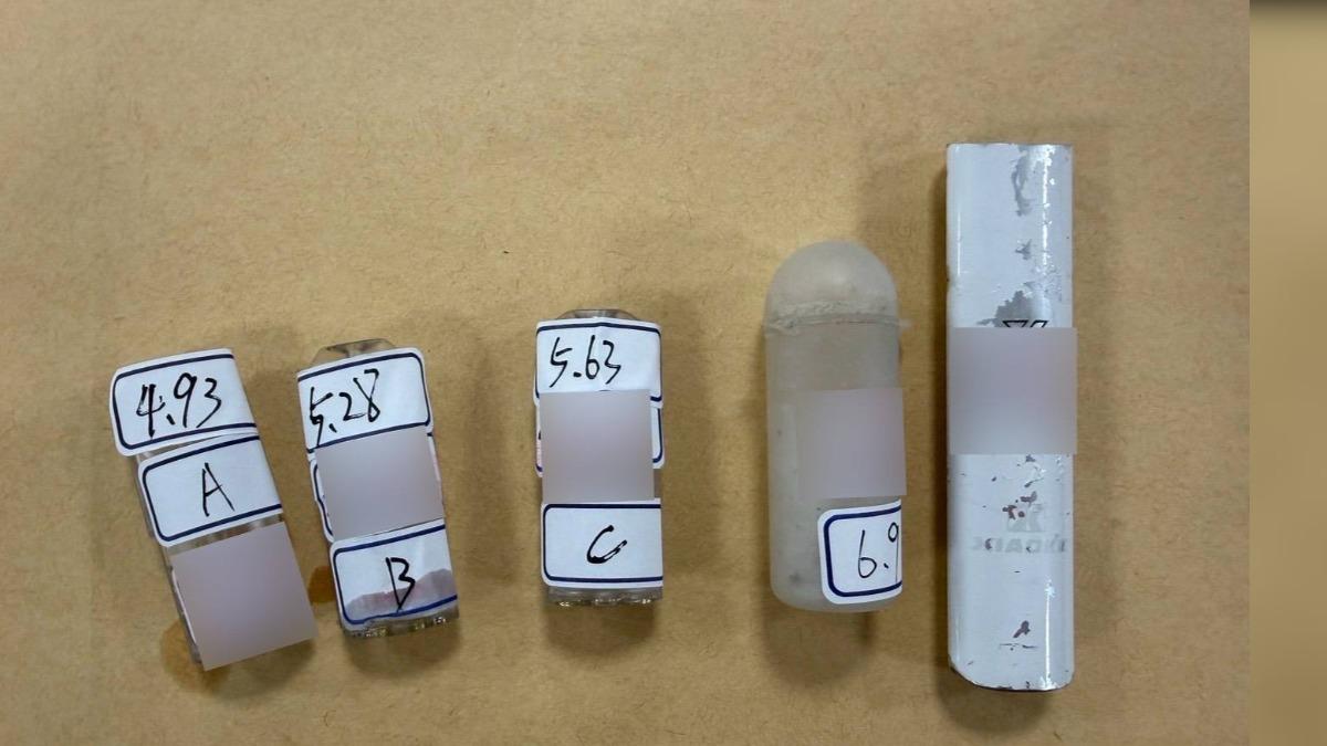 苗栗警方查扣騎士藏有毒品。（圖／警方提供）