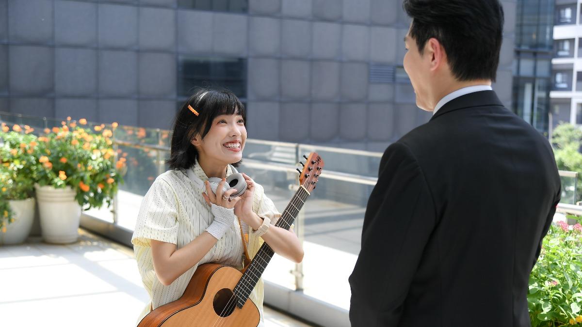 怡岑「追星金曲」獻給黃少祺 唱出迷妹心聲:失戀速度比高鐵還快
