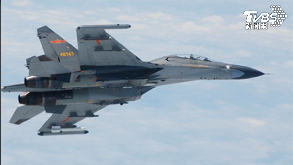 解放軍戰機最近幾年頻頻入侵日本或南韓的防空識別區。(圖／達志影像路透社)