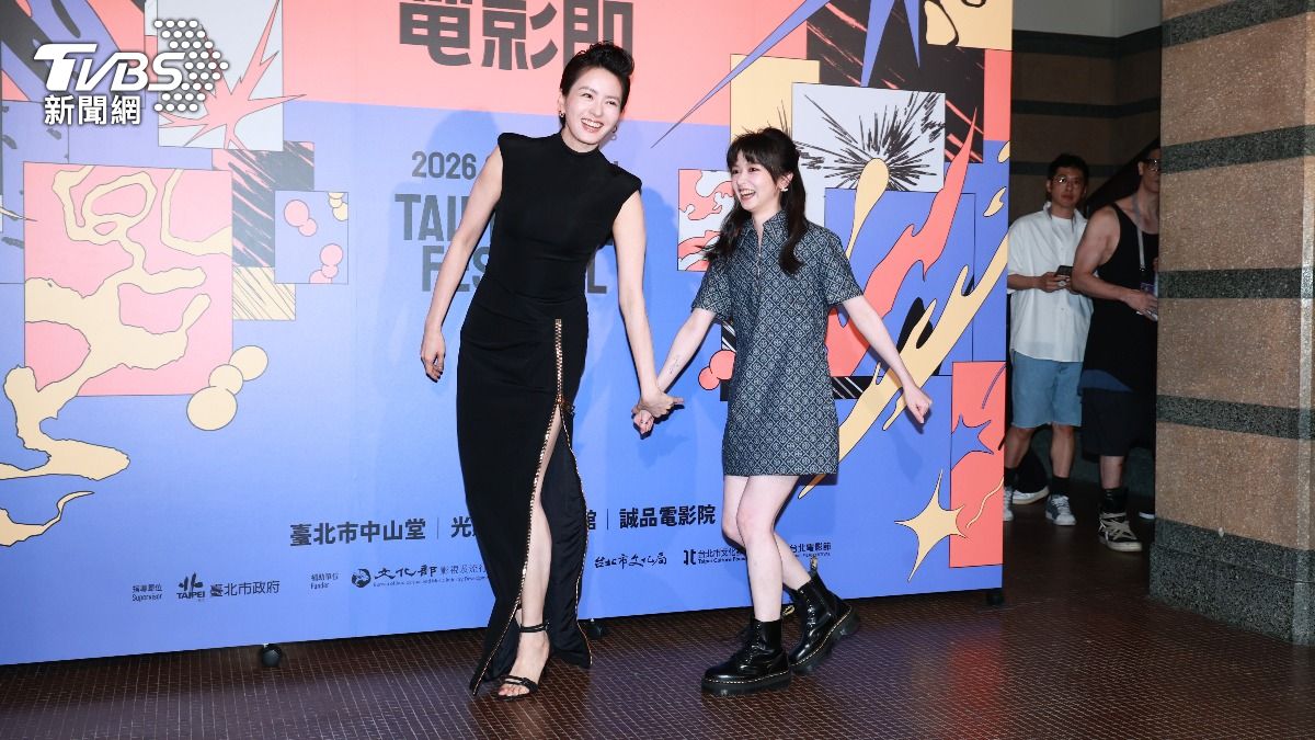 梁詠琪、陳姸霏。（圖／趙世平攝）