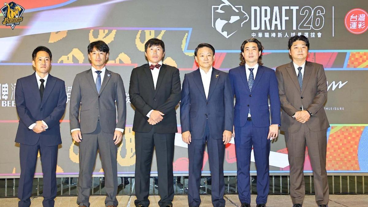 中職/圓夢了!「普悠瑪倖存者」王羽飛獲中信兄弟指名