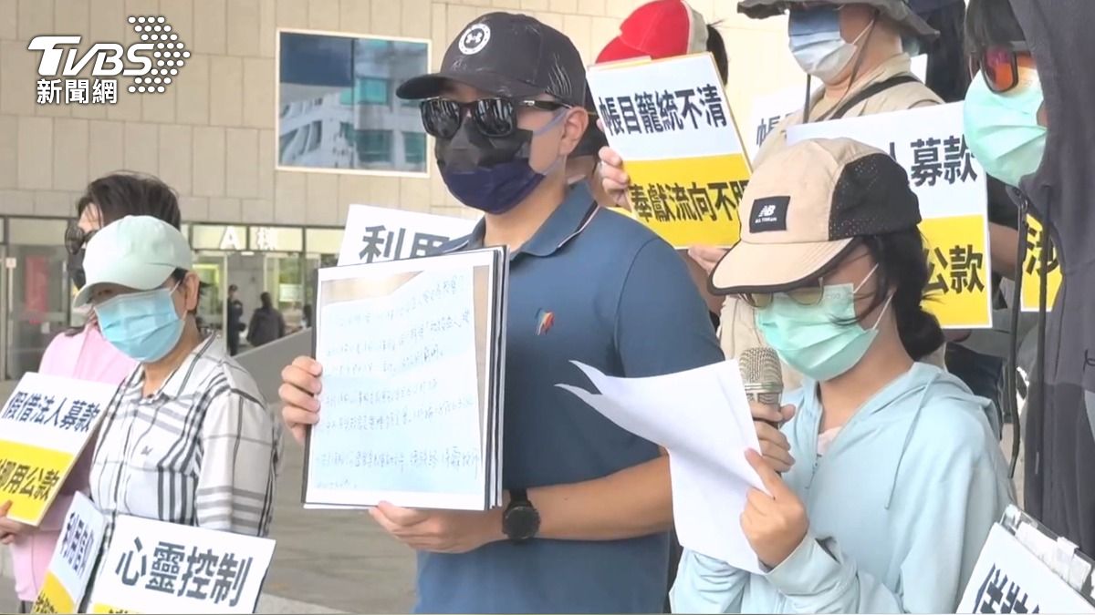 教友表示陳恩展牧師以「指導夫妻生活」為名,做出不當言行。(圖/TVBS)