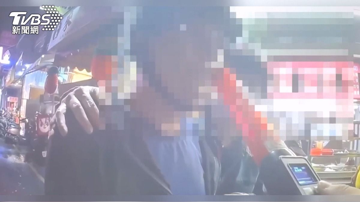 機車沒發動也被抓!男酒後「用腳划車」遭酒測 法院認定無罪。(圖/TVBS)