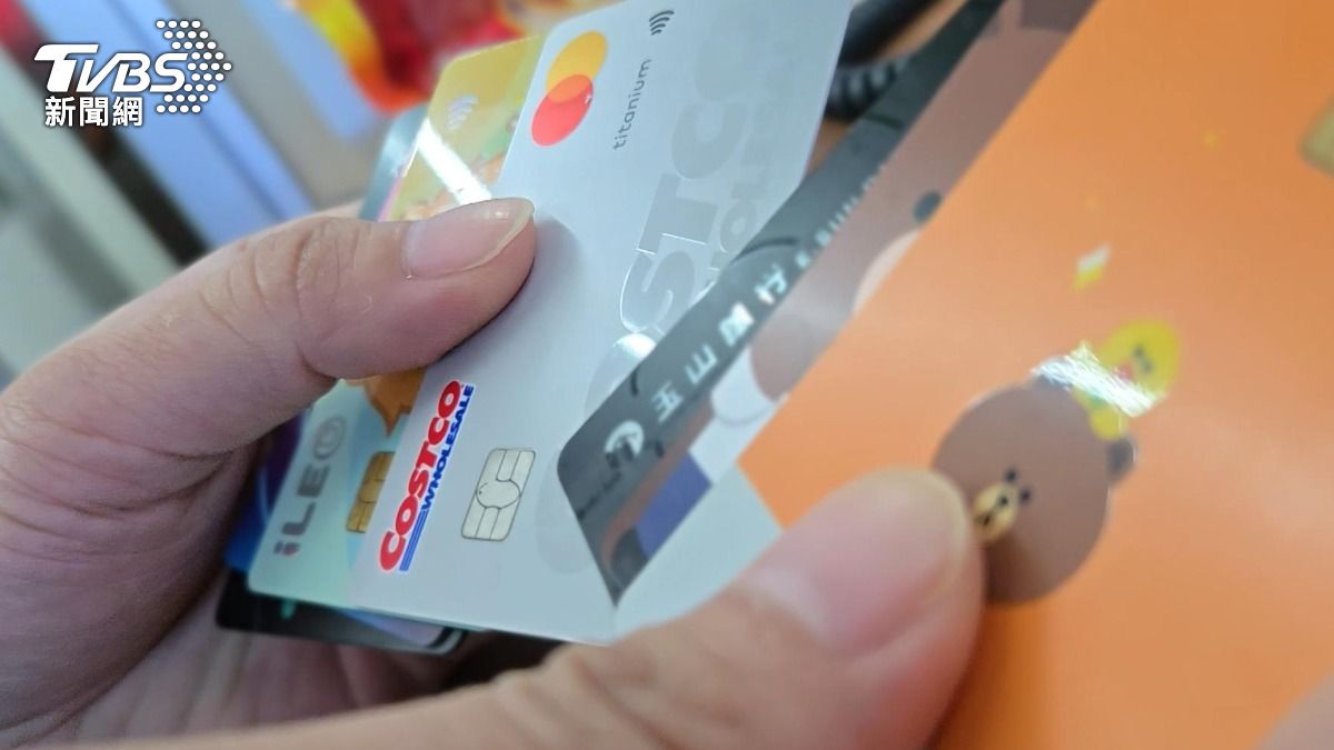 無紙化浪潮席捲全台!傳統市場到百貨業「一機搞定」消費習慣大翻轉
