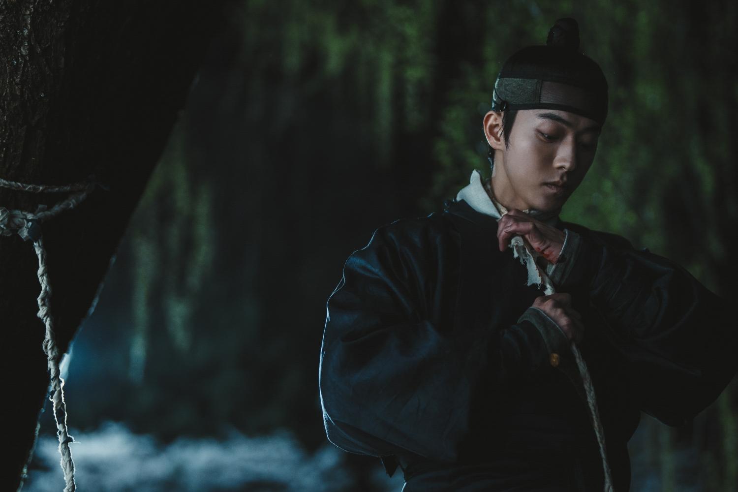 《鬼謎東宮》為南柱赫退伍後第一部接拍之作品。(圖/Netflix提供)