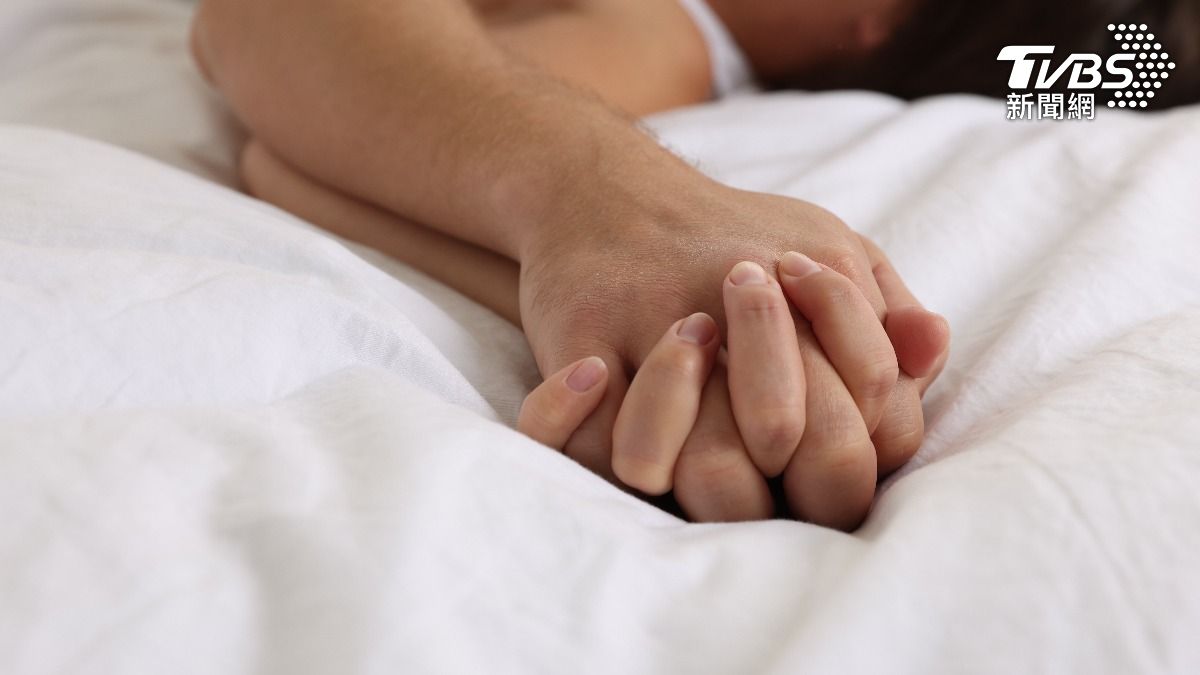 坦言交往過22任!體貼男友秒變臉「床上施暴」妹子嚇傻求助