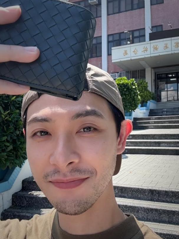 連晨翔昨（1）日在IG曬出找到錢包了！（圖／翻攝自IG@hsiang_5208）