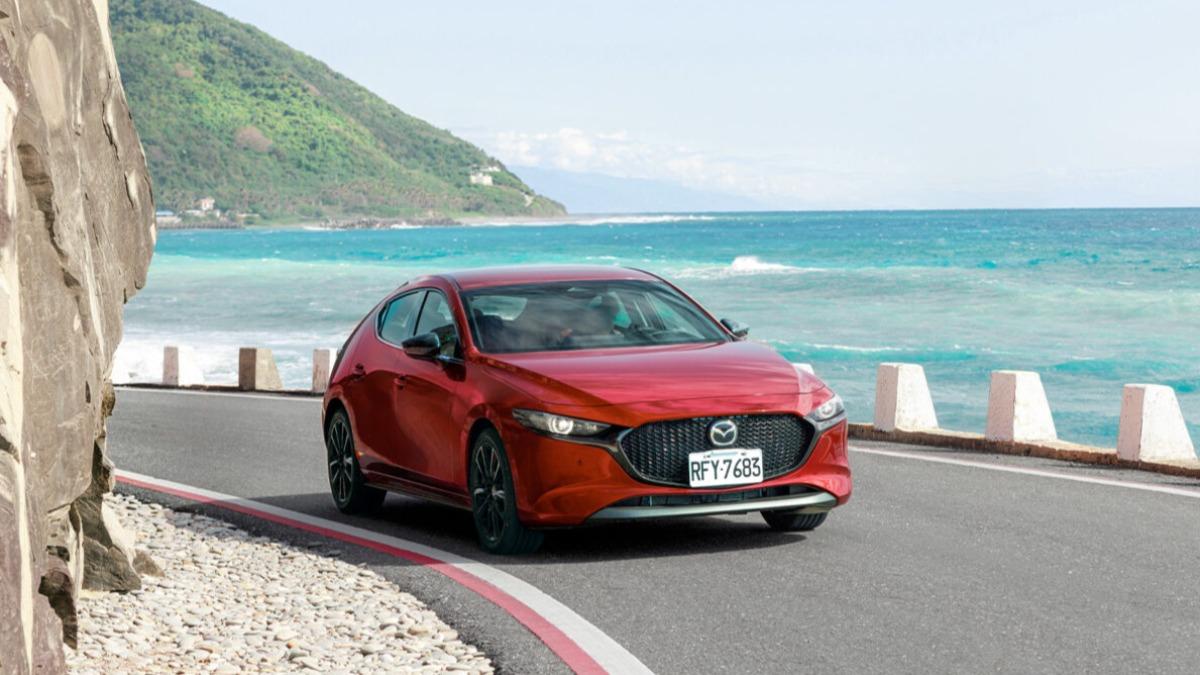 MAZDA 7月入主禮遇，都會房車MAZDA3指定車型享5年原廠保固。（圖／Mazda提供）