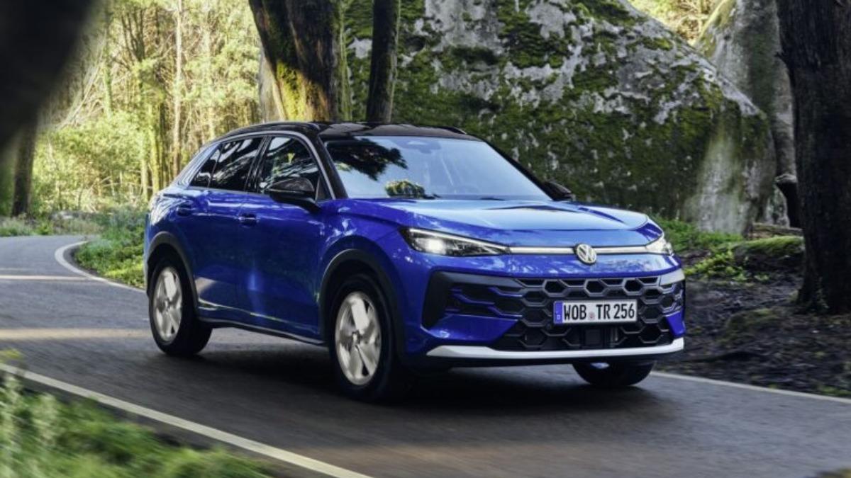 T-Roc 280 eTSI搭載1.5升四缸渦輪引擎搭配48V輕油電系統。(圖/Volkswagen提供)