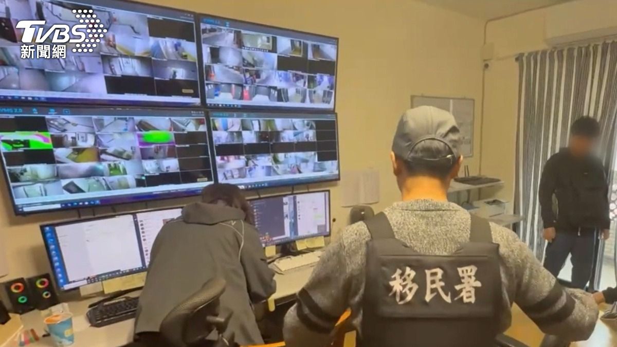賣淫集團在據點裝滿監視器，防止緬甸女子逃跑。（圖／TVBS）