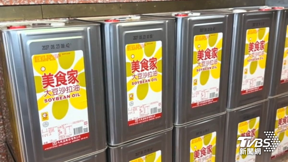 市場傳出「美食家」沙拉油供不應求之下,部分雜糧行售價喊漲。(圖/TVBS)