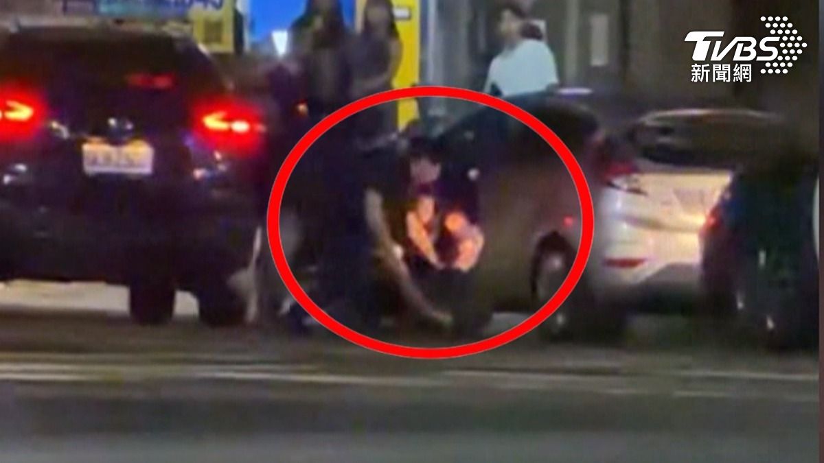 又是毒駕!吸毒男竄逃台中火車站 車內搜出毒品K盤。(圖/民眾提供)