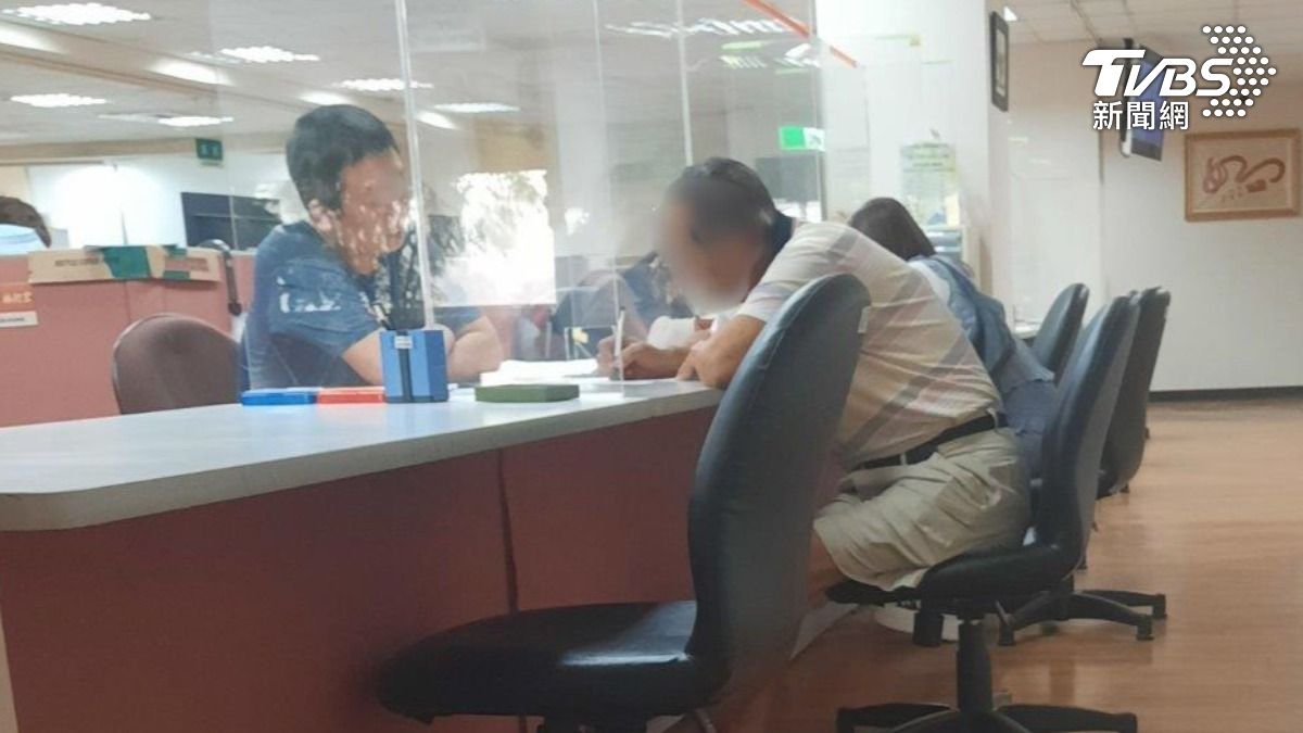 大叔拒酒測被罰9萬　拖十年繳清了還報名「戒酒癮治療」