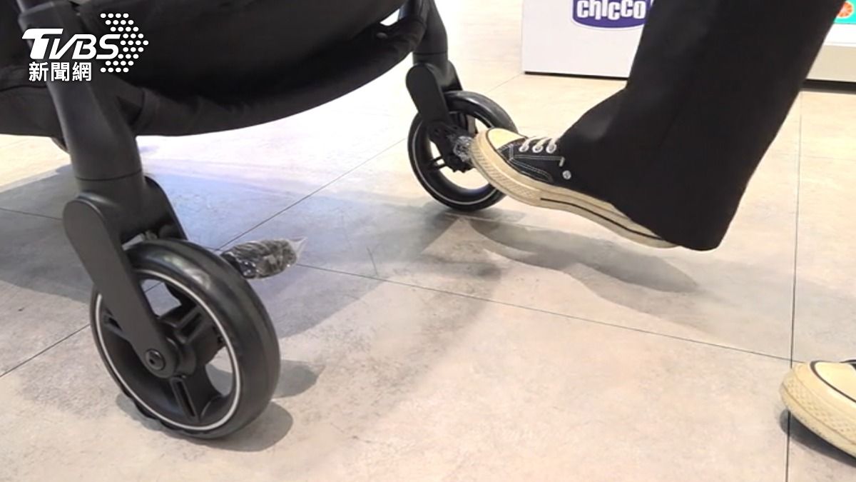歐規嬰兒車大多屬於穩定型,日規則以輕巧型居多。(圖/TVBS)