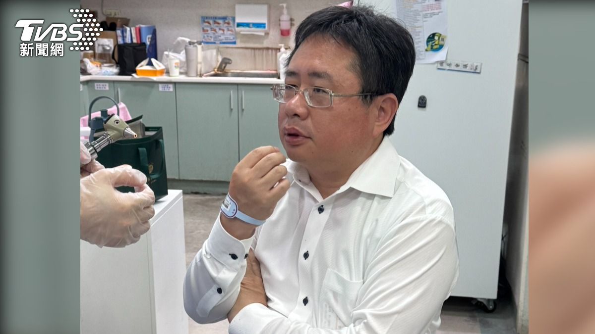 台中遭攻擊濺血!矢板明夫「門牙鬆動喝流質」:嫌犯埋伏有備而來