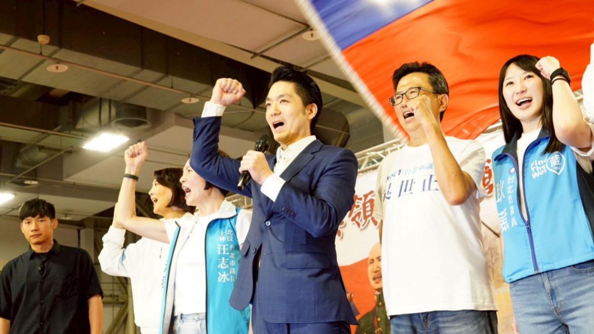 與鄭麗文同場不同框 蔣萬安赴黃復興黨慶展現超高人氣