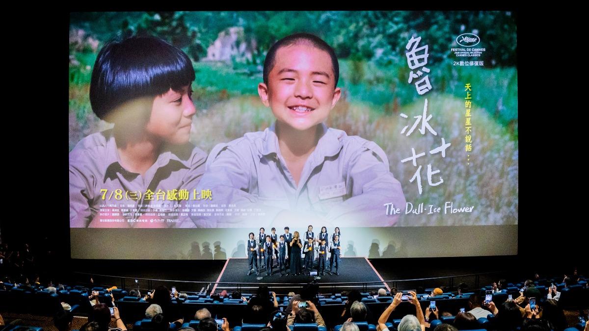 《魯冰花》首映會現場座無虛席,國家電影及視聽文化中心董事長褚明仁透露電影《魯冰花》一直是台灣民眾心中難以忘記的經典之作。(圖/國家電影及視聽文化中心提供)