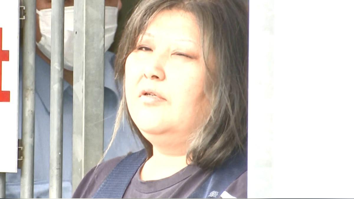 涉嫌用針線縫合同居女性嘴唇的嫌犯櫻井政惠。(圖／TBS提供)