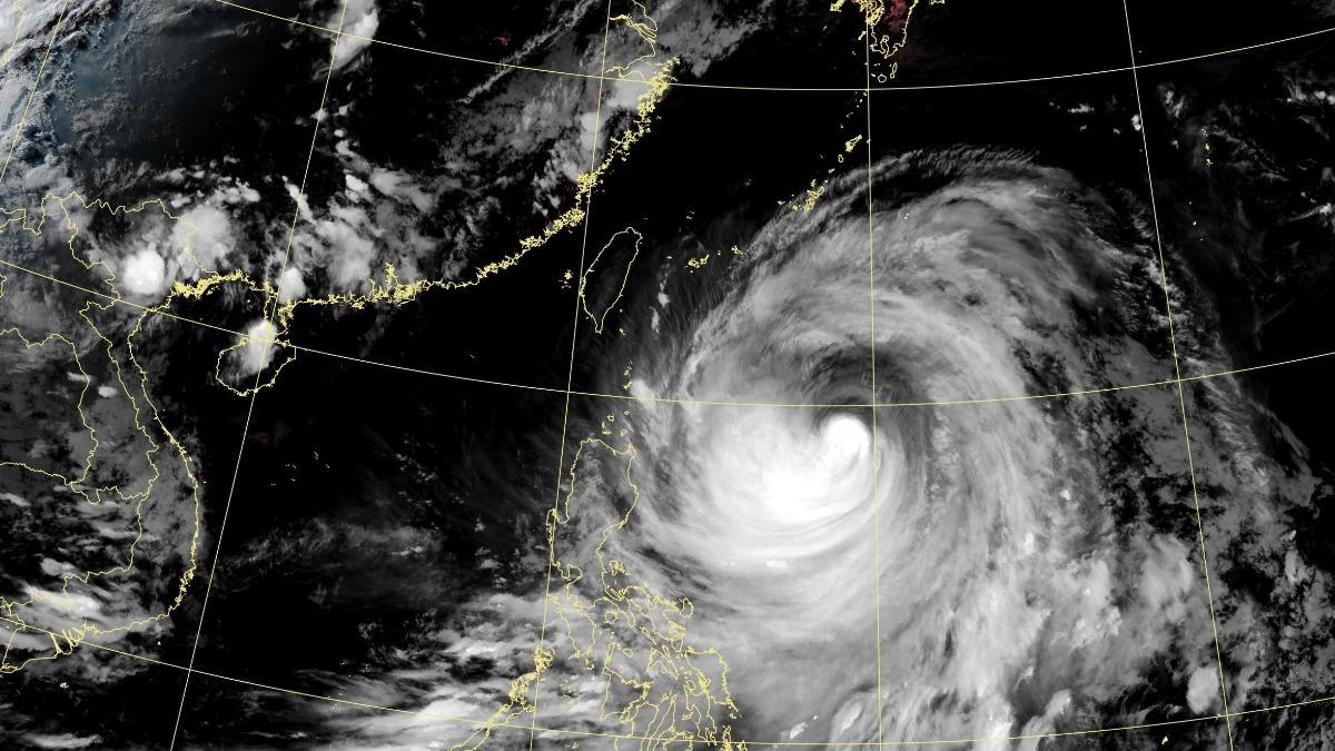 天氣/強颱巴威影響時程曝!粉專示警1變數:風雨恐持續到週日