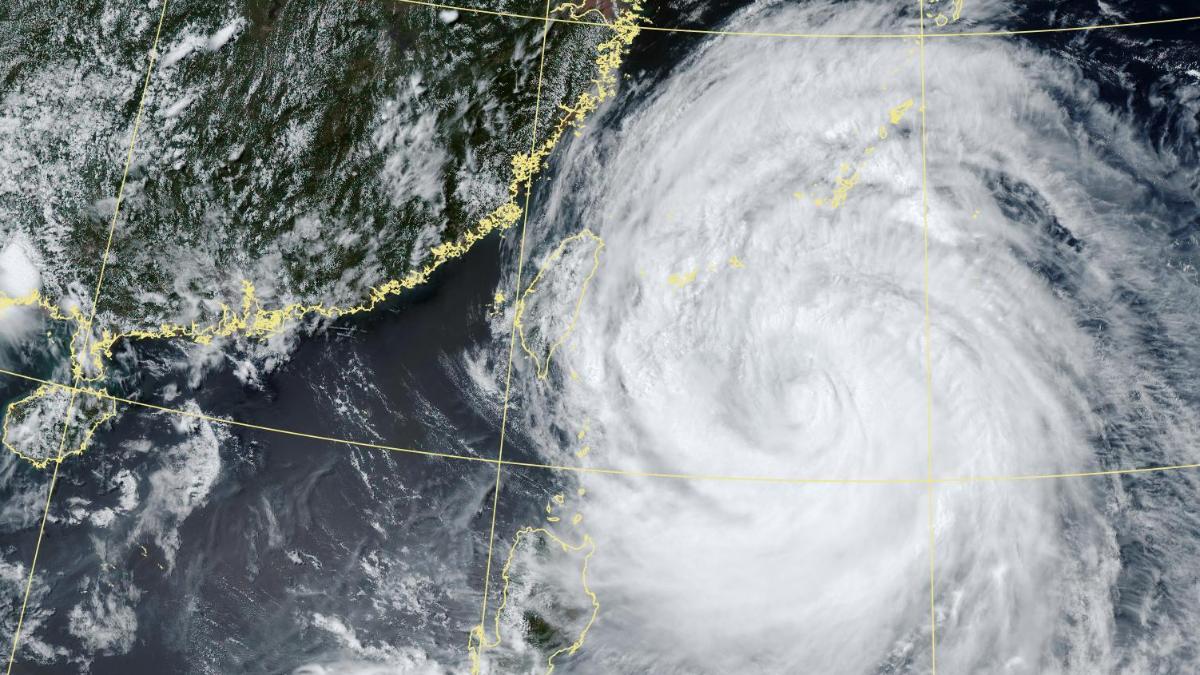 巴威颱風預期帶來強風豪雨。（圖／中央氣象署）