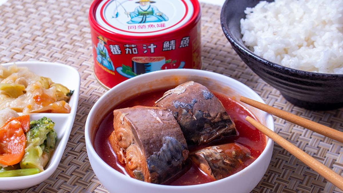 颱風麵靈魂配料！茄汁鯖魚罐頭「紅、黃色差在哪」　業者給答案