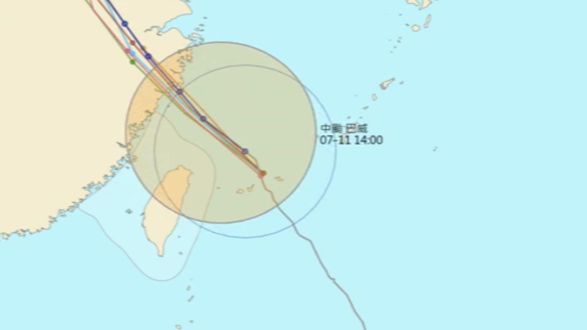 巴威北拐。(圖/翻攝天氣與氣候監測網)