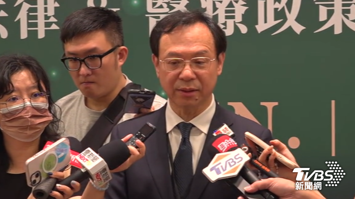 石崇良說明最新狀況。(圖/TVBS)