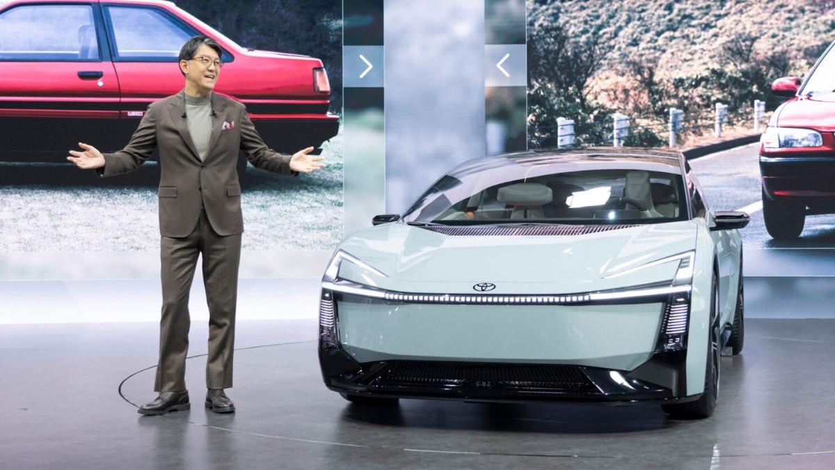 Japan Mobility Show 2025日本移動展上Toyota推出的Corolla Concept,被視為下一代Corolla雛形。(圖/Toyota)